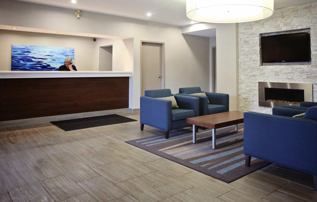 Waterfront Inn New Liskeard Exterior photo