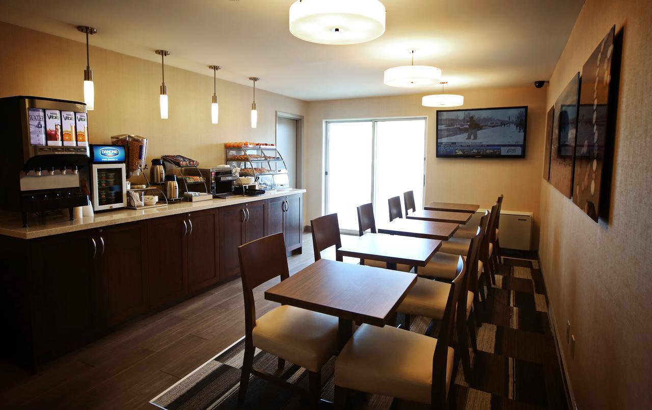 Waterfront Inn New Liskeard Exterior photo