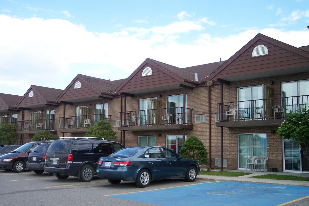Waterfront Inn New Liskeard Exterior photo