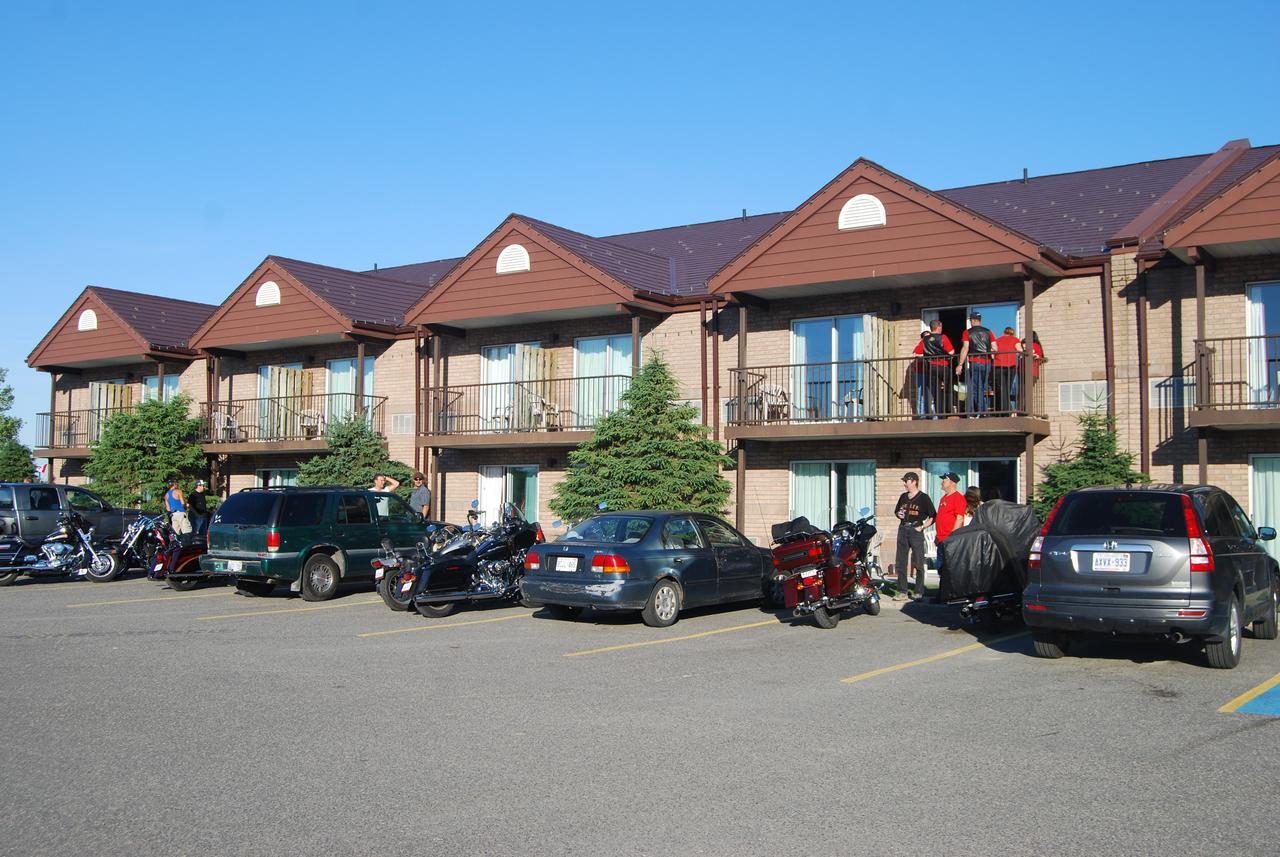 Waterfront Inn New Liskeard Exterior photo